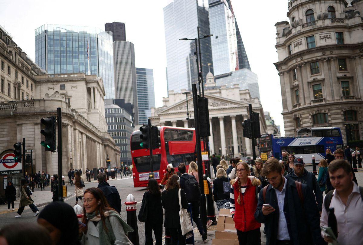 image UK employment rights plan extends guaranteed hours to agency workers