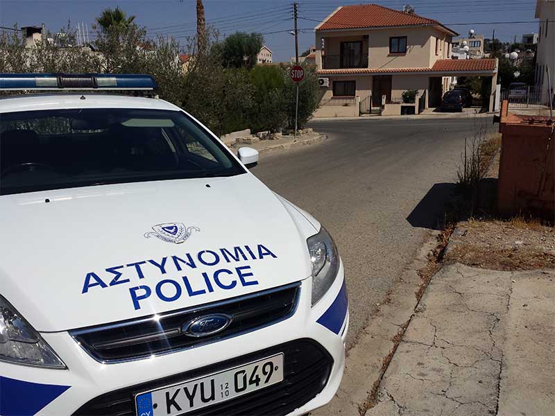 image Police arrest man for illegal possession of drugs