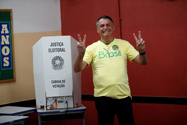 image Brazil&#8217;s Bolsonaro avoids concession to Lula, but transition to begin