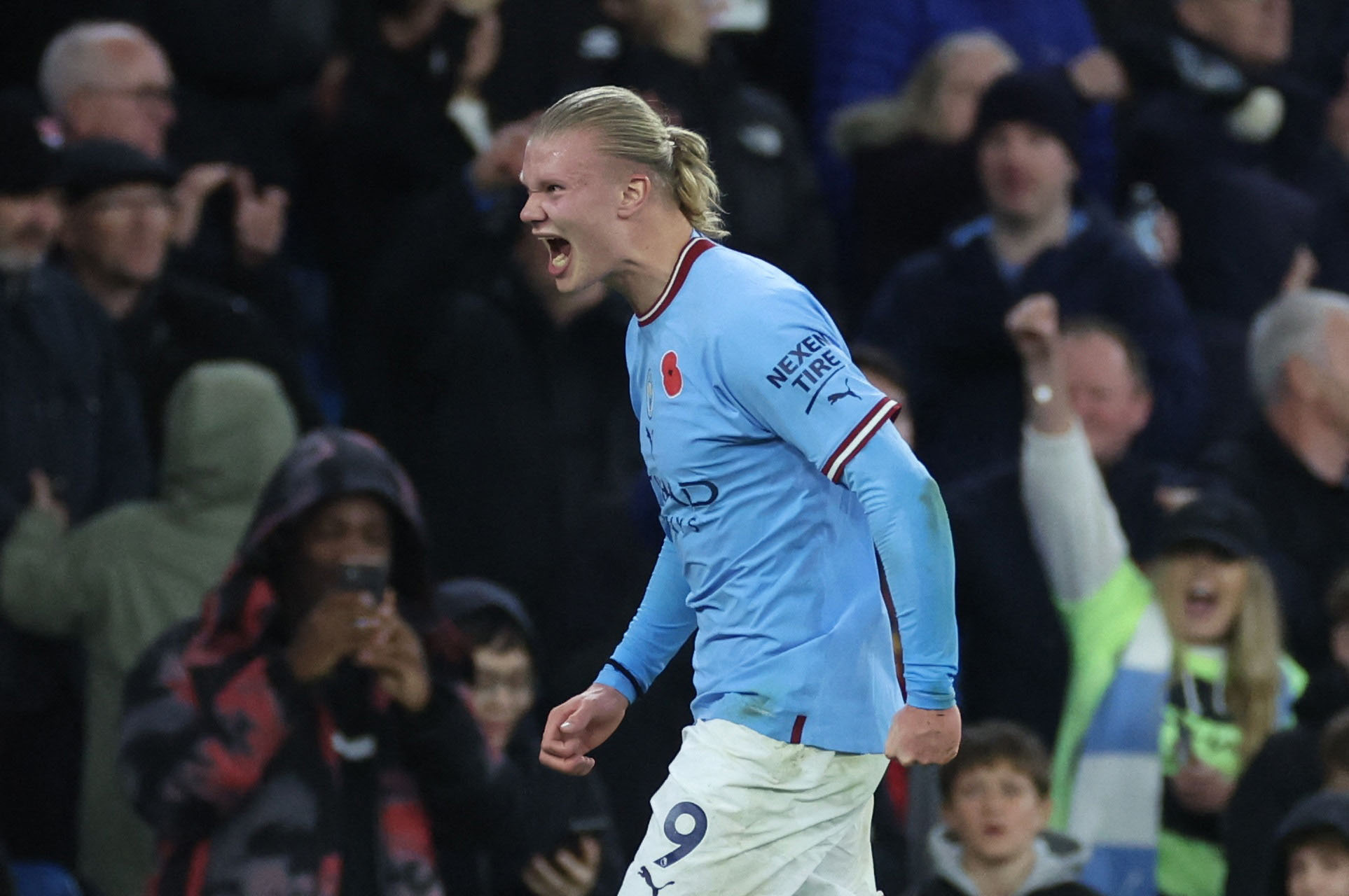 image Last-gasp Haaland penalty earns 10-man Man City dramatic win over Fulham