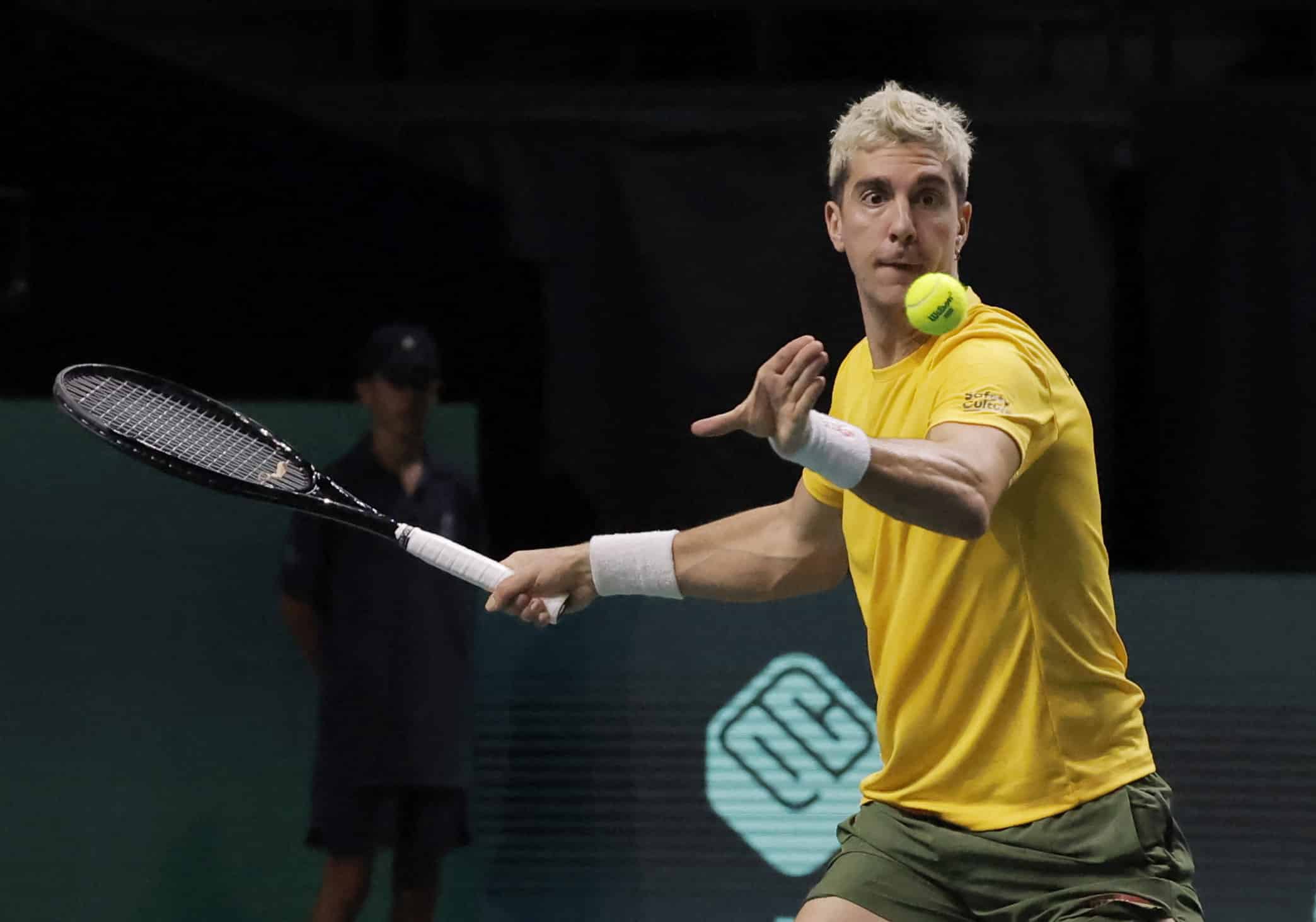 image Shapovalov gives Canada 1-0 lead over Australia in Davis Cup final