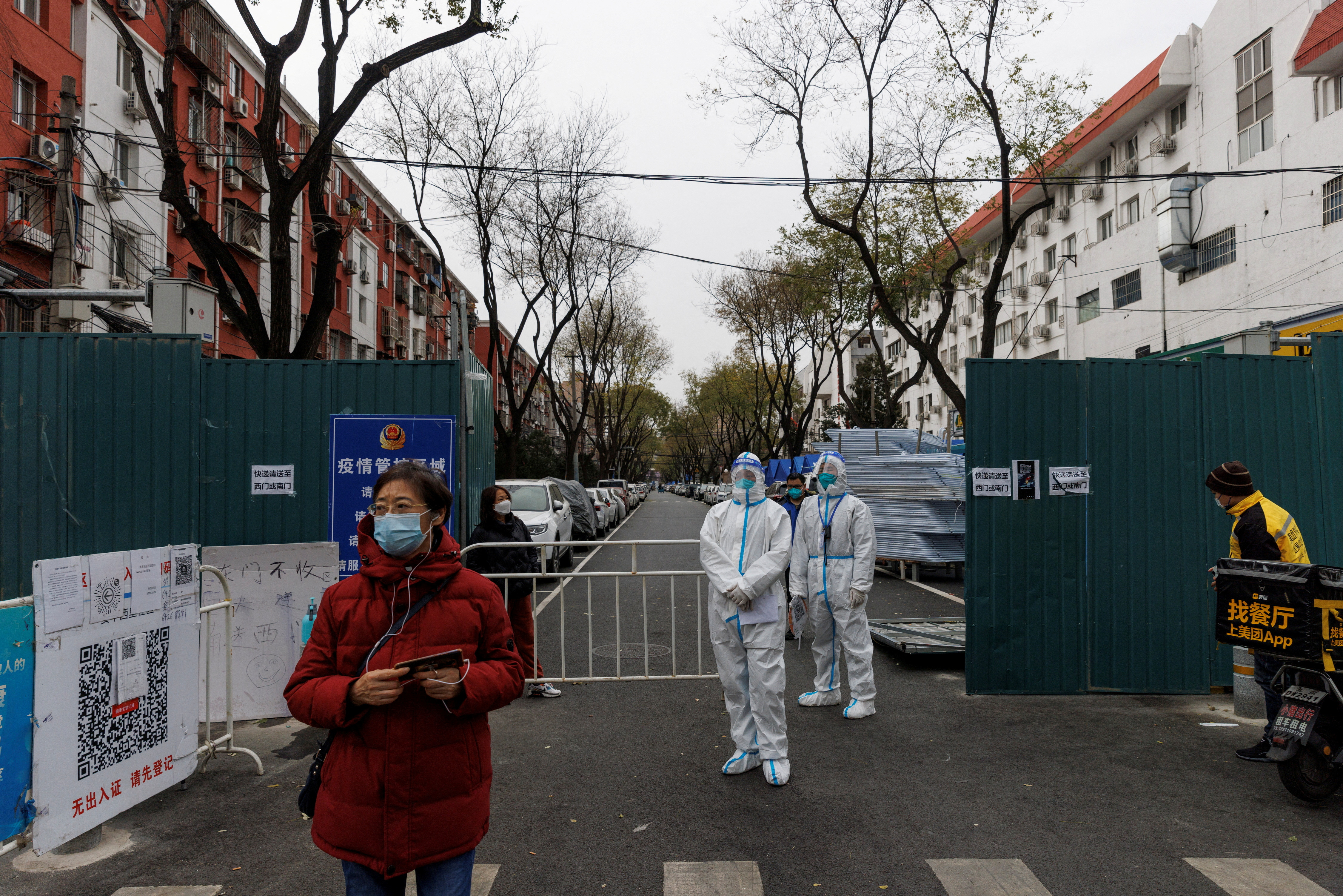 image China begins inquiries into weekend Covid protests