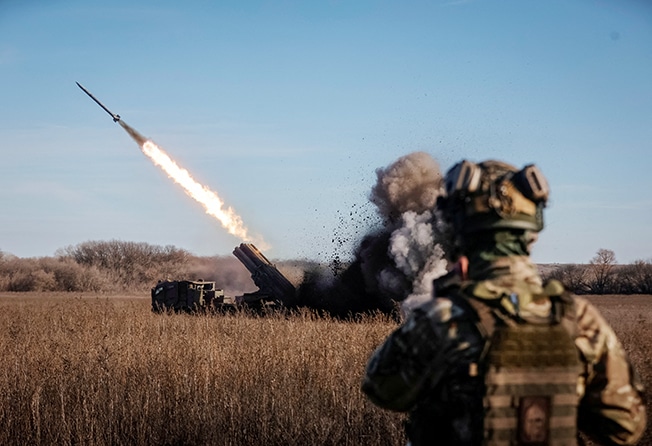 image NATO seeks to shore up Russia’s neighbours as attacks continue