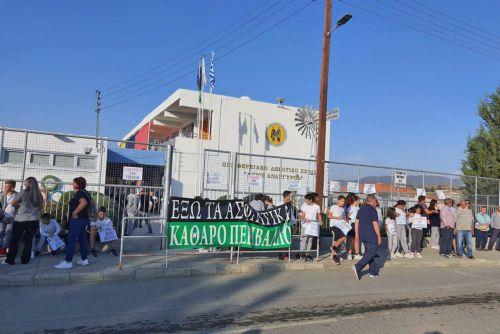 image Limassol communities demonstrate against asphalt plants