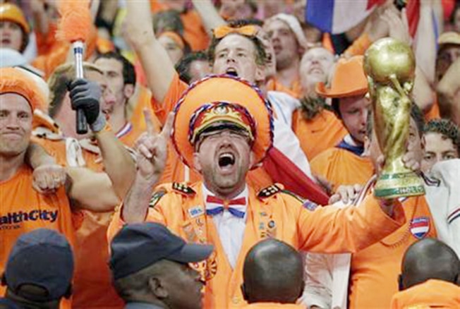 image Dutch fans right to boycott World Cup, says Van Gaal