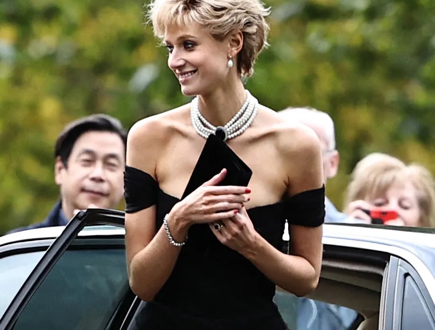image Revenge dress becomes small screen icon