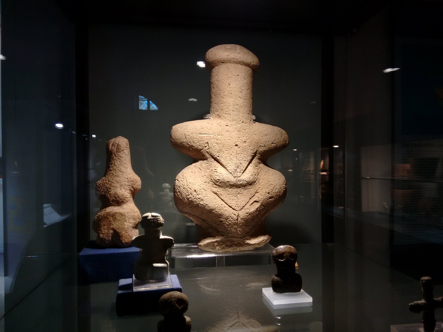 image The Lady of Lemba: dark side of an ancient statue