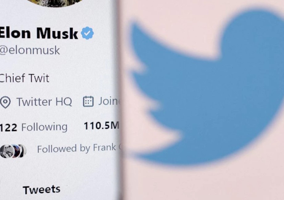 image Twitter to relaunch Twitter Blue at higher price for Apple users