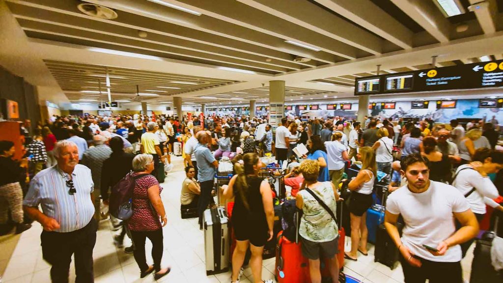 image Audit office supports Paphos mayor over ‘unacceptable’ airport (updated)
