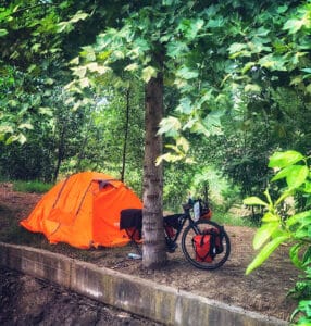 profile his tent