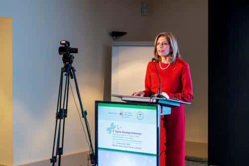 image Health affairs commissioner honoured