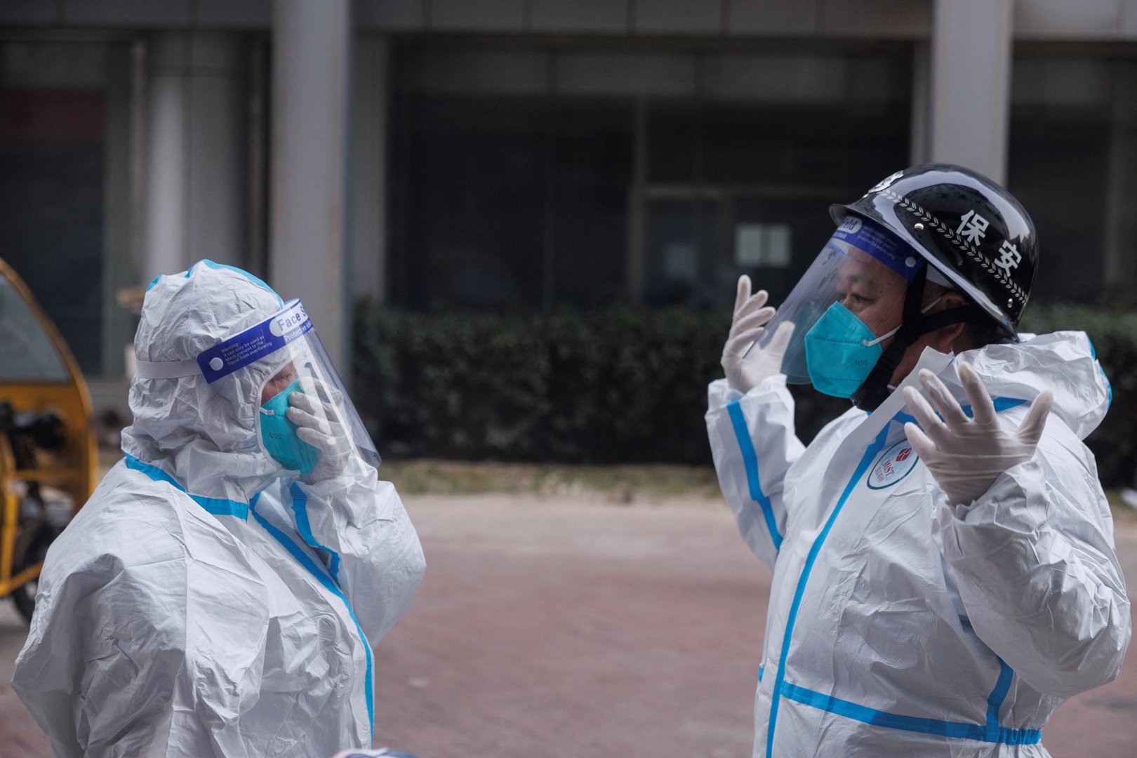image Chinese cities ease Covid curbs as virus keeps spreading