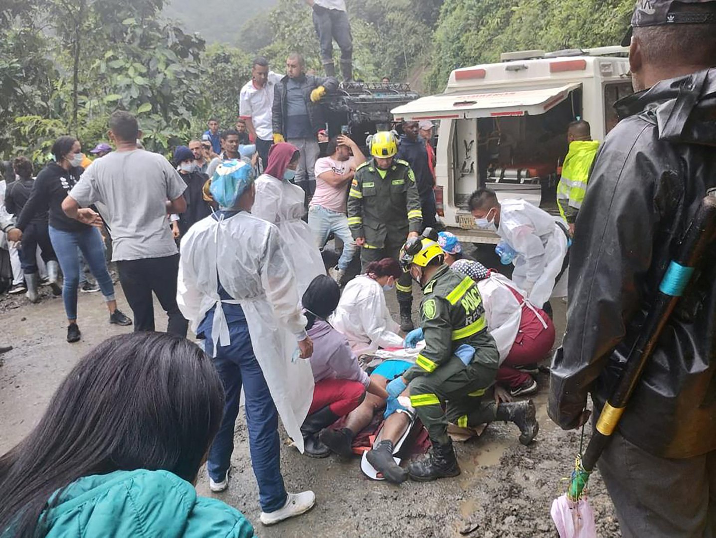 image Landslide buries bus in Colombia, at least 33 dead &#8211; government