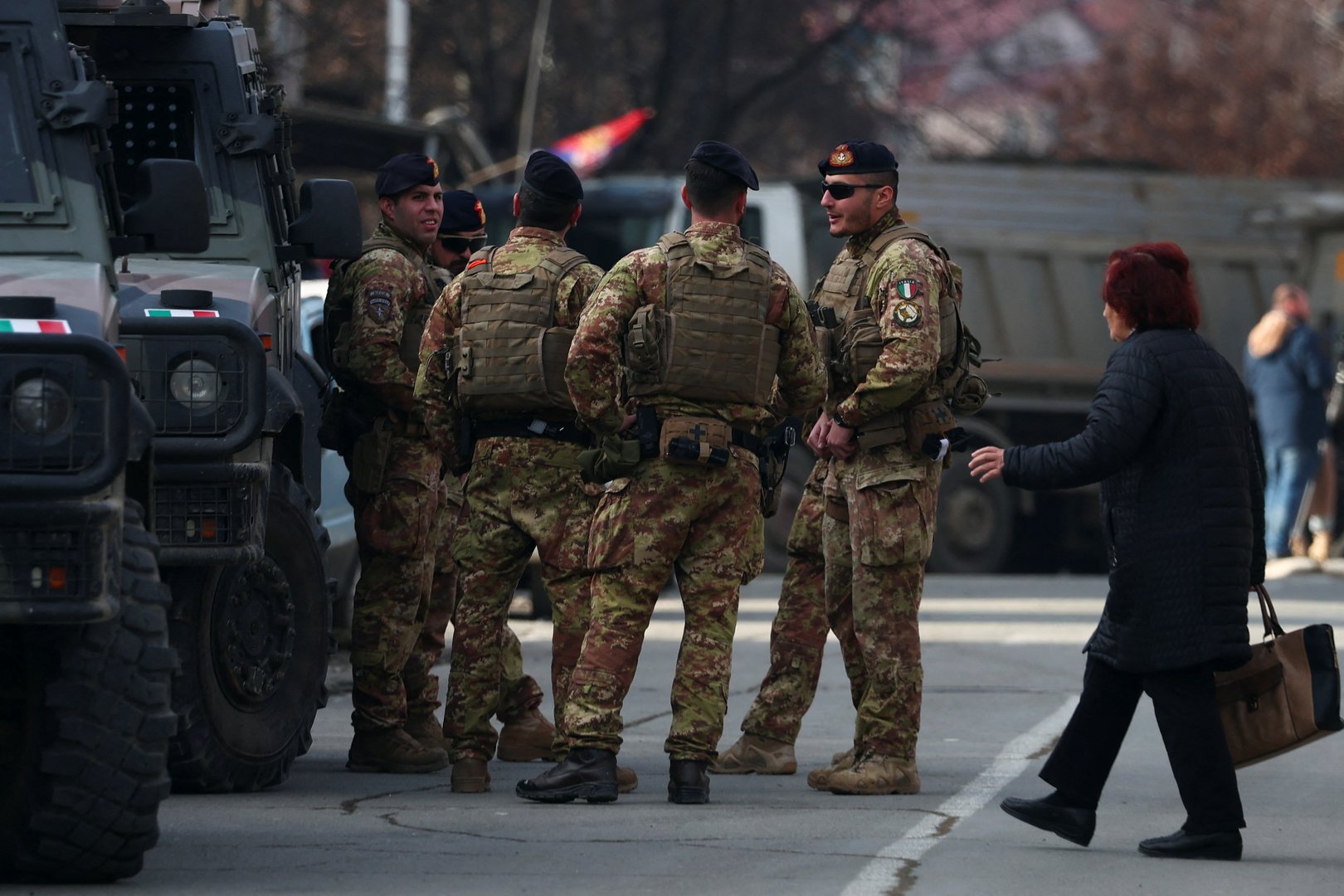 image Kosovo re-opens border crossings after Serbs remove roadblocks
