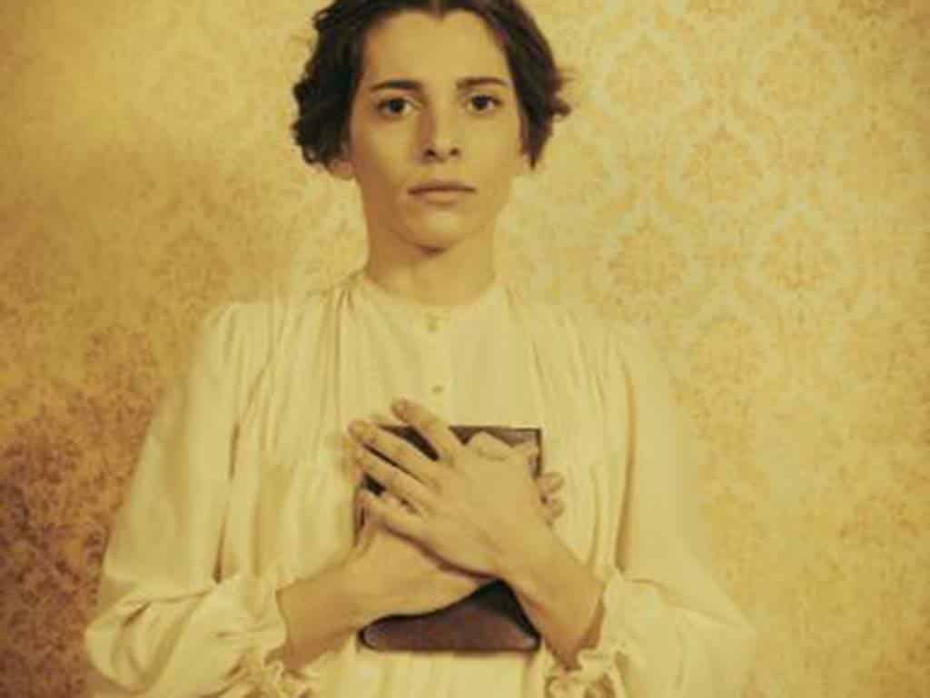image Extra performances of The Yellow Wallpaper