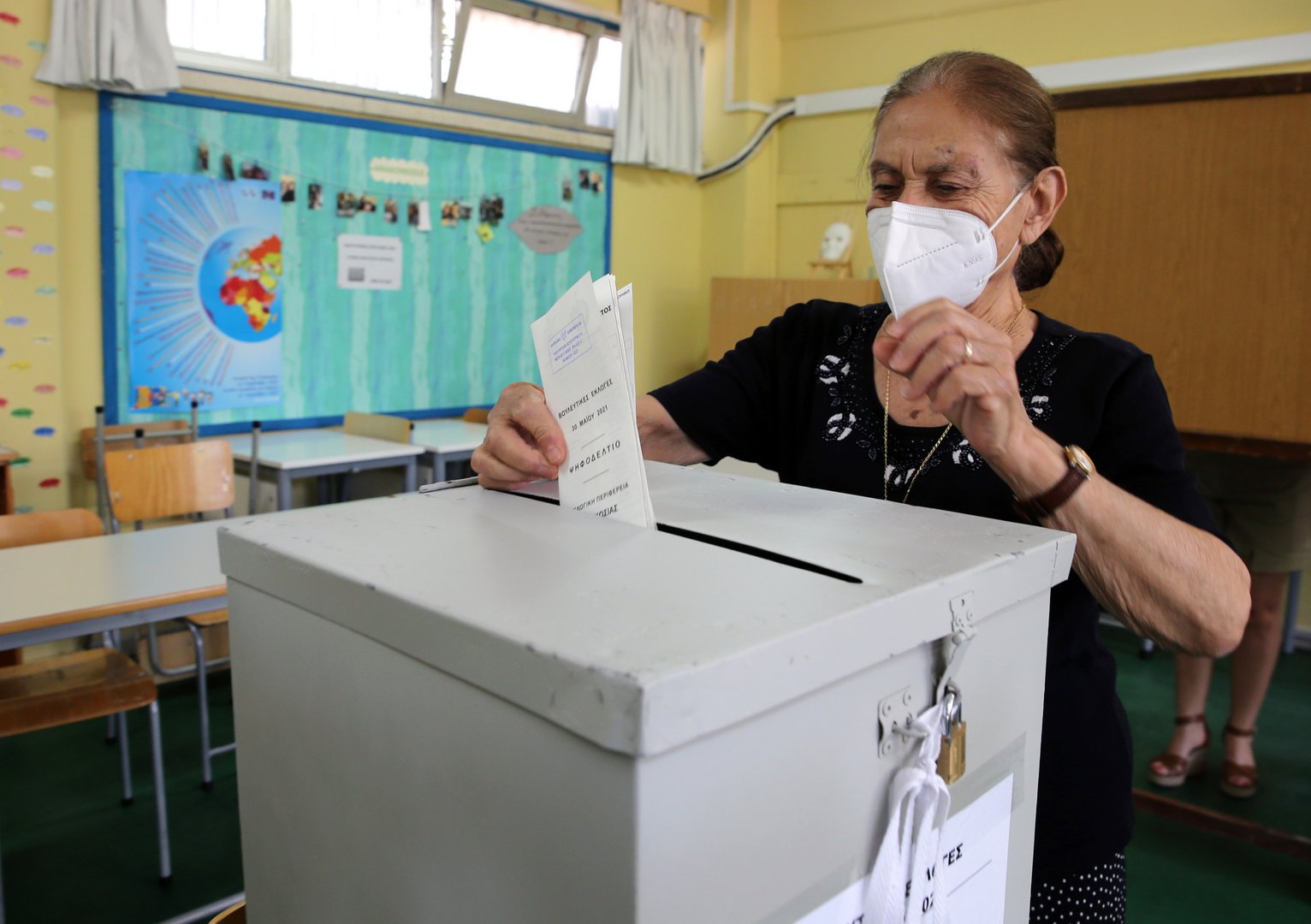 image Our View: Voter registration numbers indicate growing apathy, disillusionment