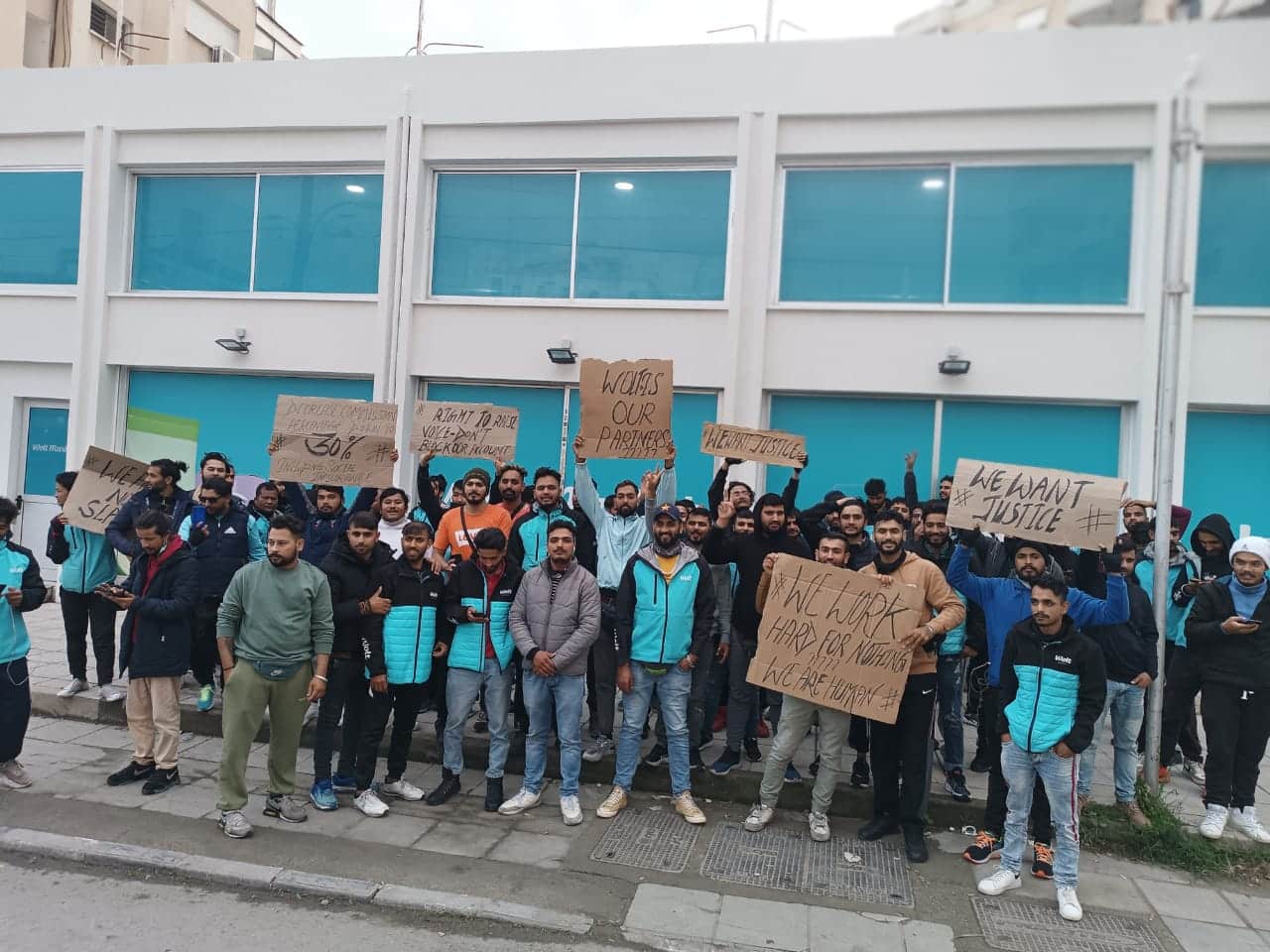 image Labour ministry to talk with striking Wolt drivers
