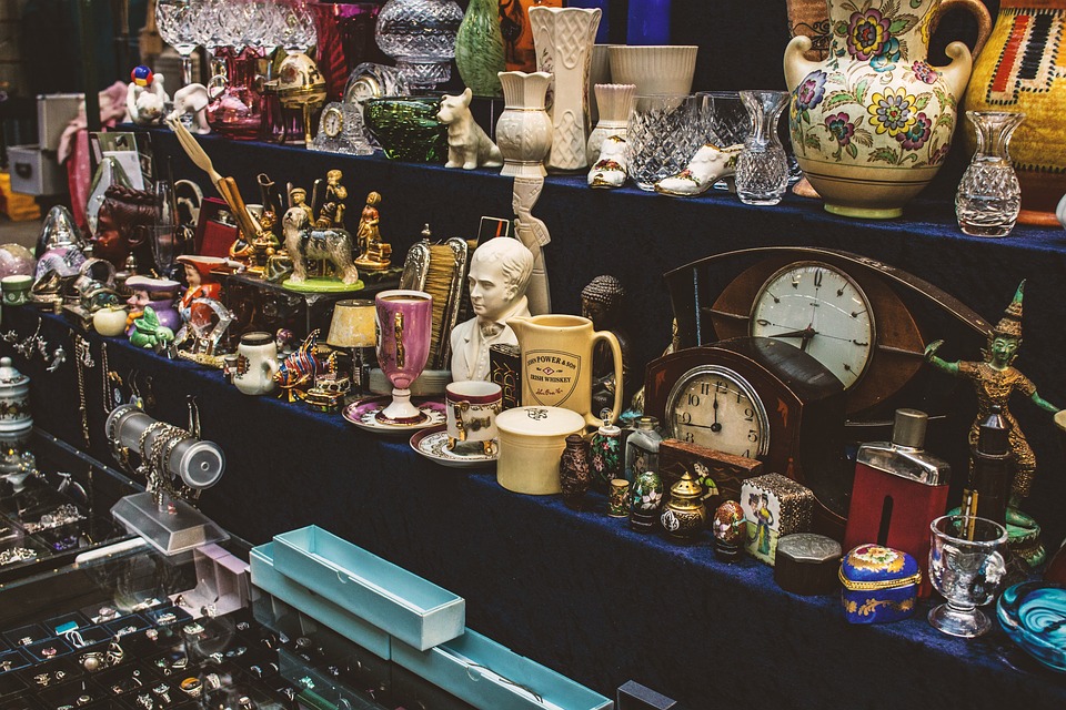 image Gifts of Christmas past: buy secondhand to give your loved ones the gift of nostalgia and imagination