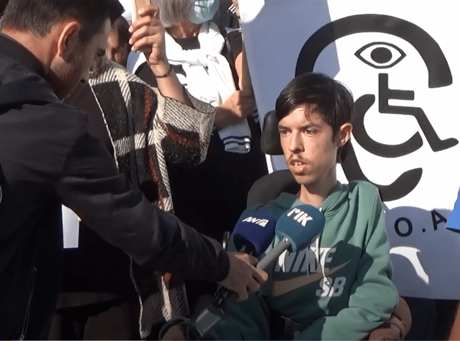 image People with disabilities demonstrate in Nicosia (Video)