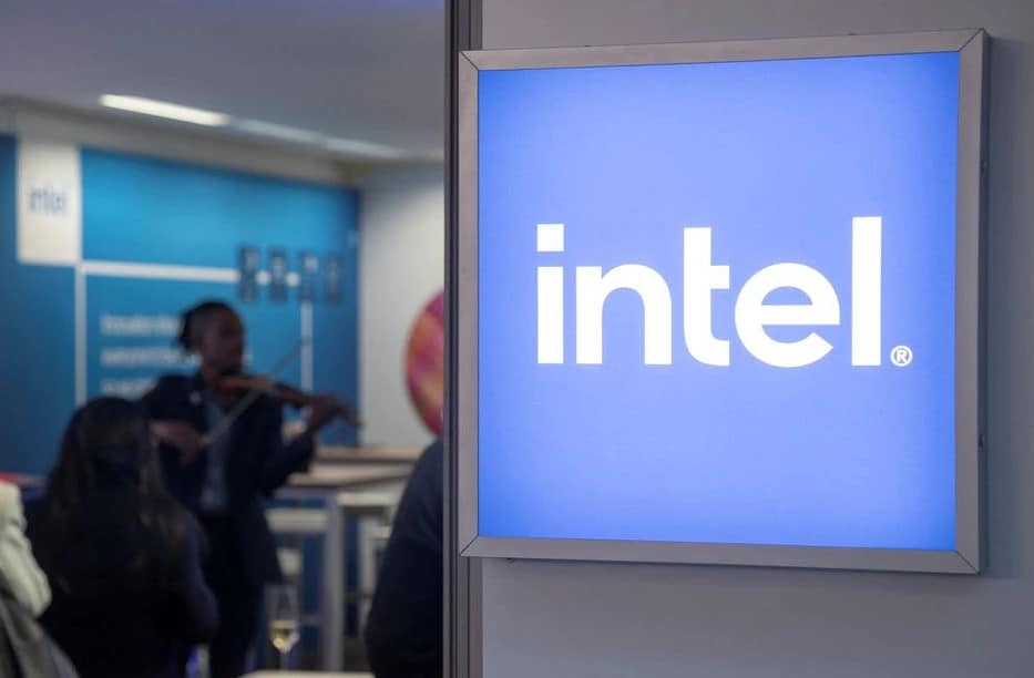image Intel releases software platform for quantum computing developers