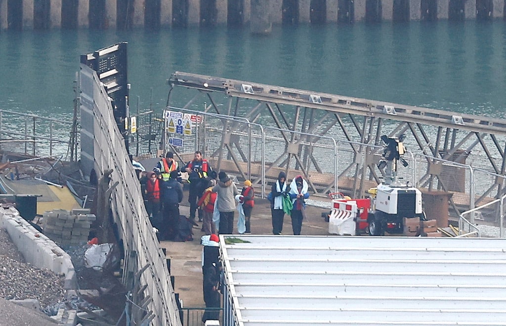 image Man, aged 19, charged in UK after Channel migrant boat tragedy
