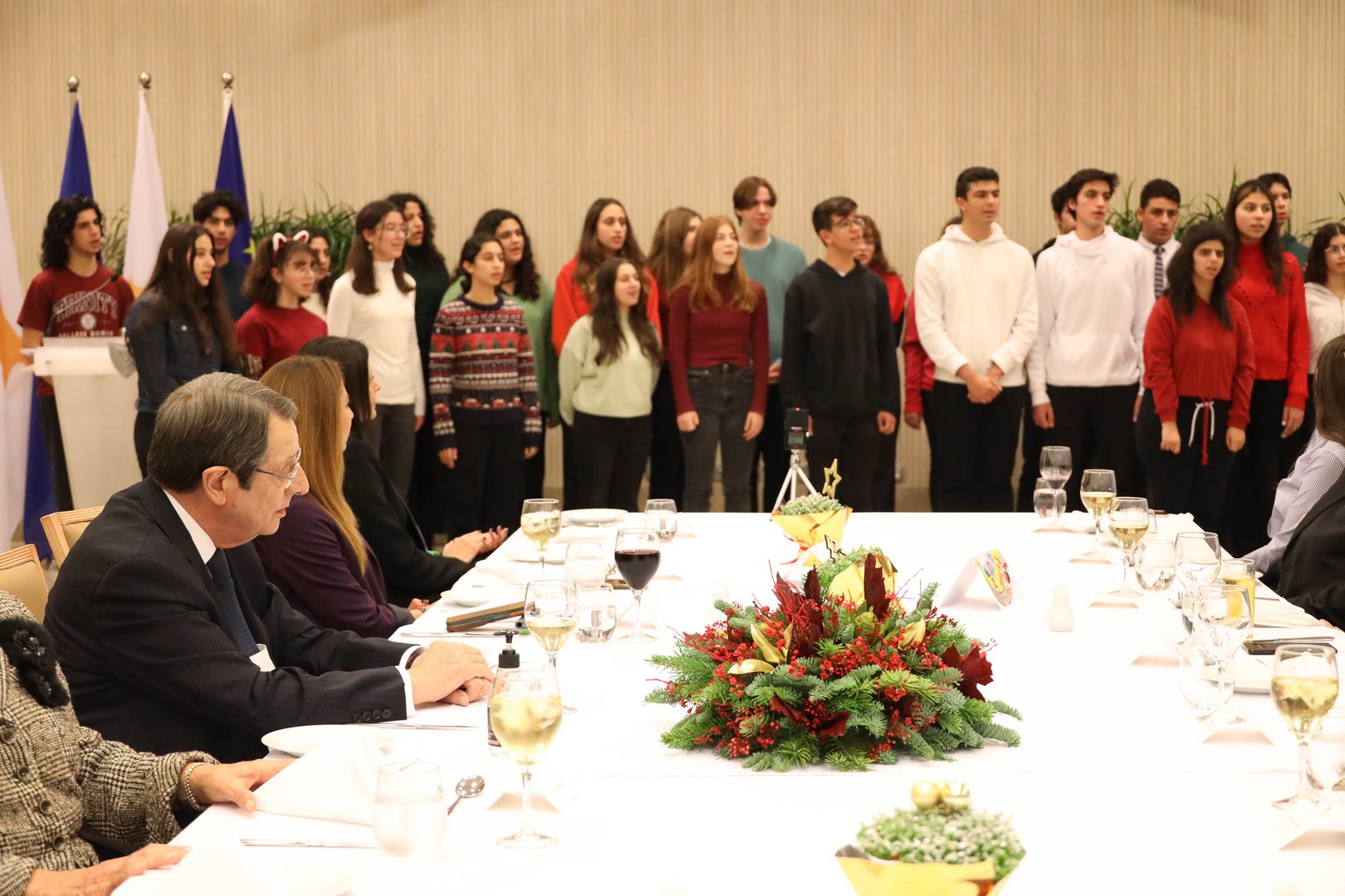 image President calls on children to keep hope alive