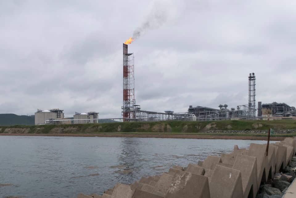 image Japan govt asks insurers to retain marine war insurance for LNG shippers in Russian waters