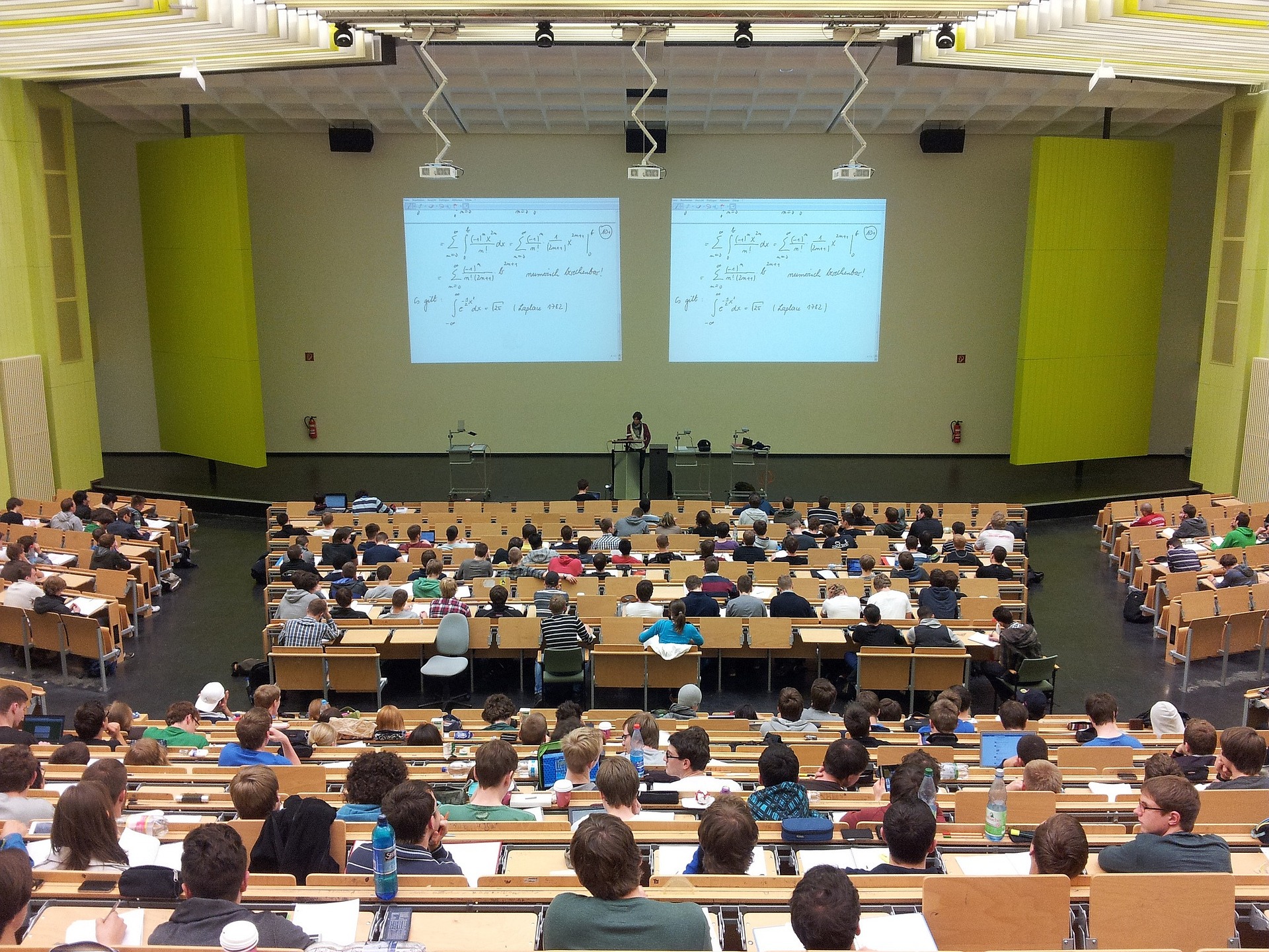 cover Push to fix foreign language degrees before summer recess