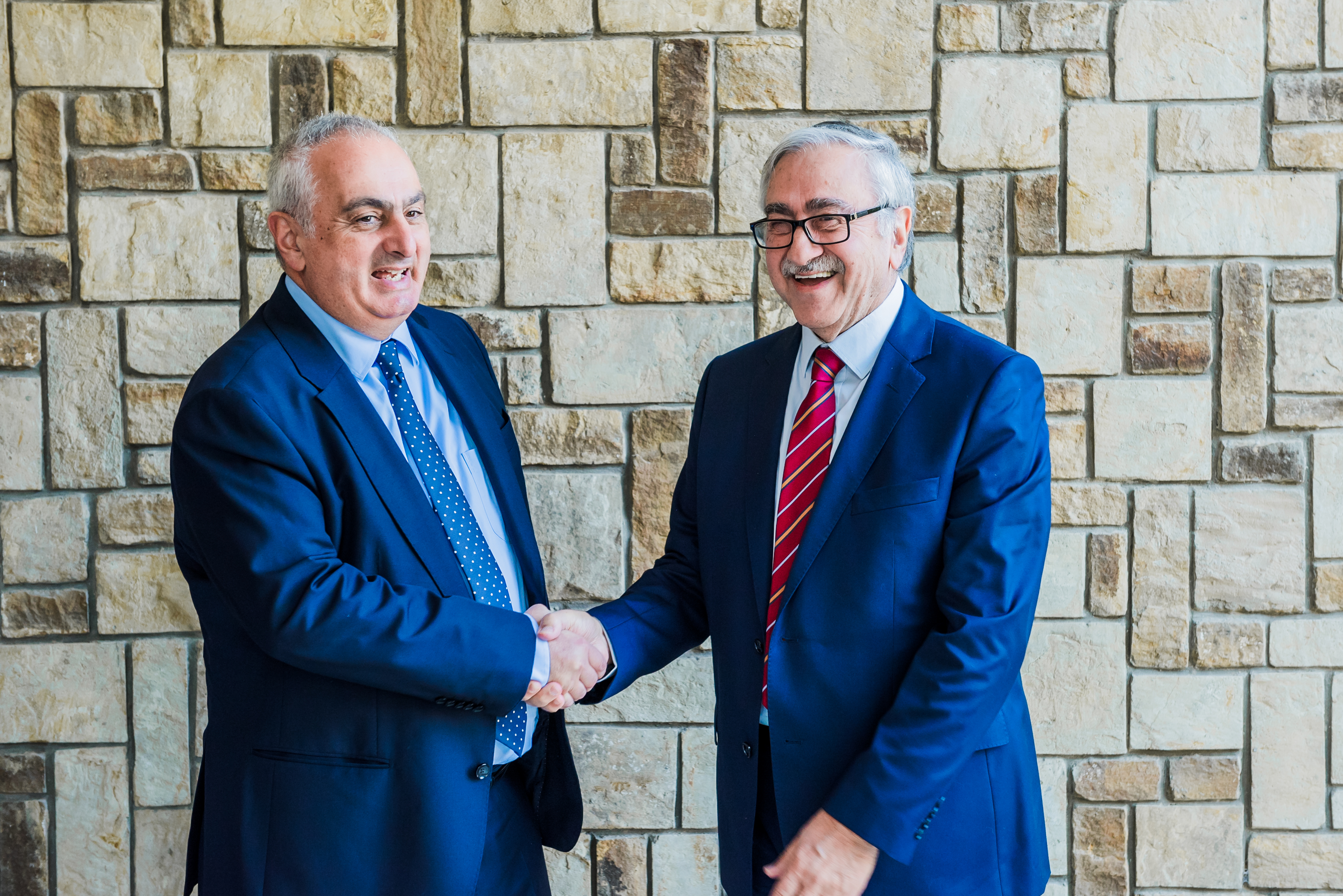 image Presidential candidate Demetriades meets with Akinci