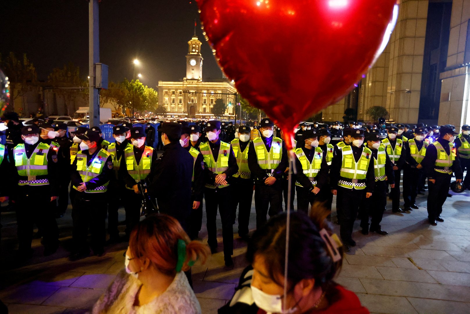 image Chinese state media seek to reassure public over COVID-19 (Wrapup)