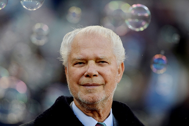 image West Ham co-chairman Gold dies at age 86