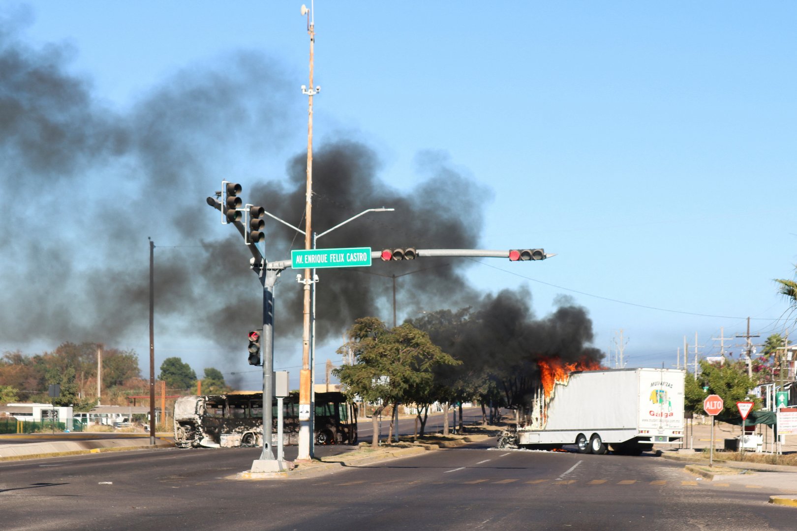 image Mexico arrests Ovidio Guzman, son of ‘El Chapo,’ city engulfed by violence (Updated)
