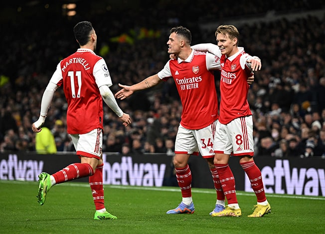 image Classy Arsenal outgun Spurs to extend lead at the top