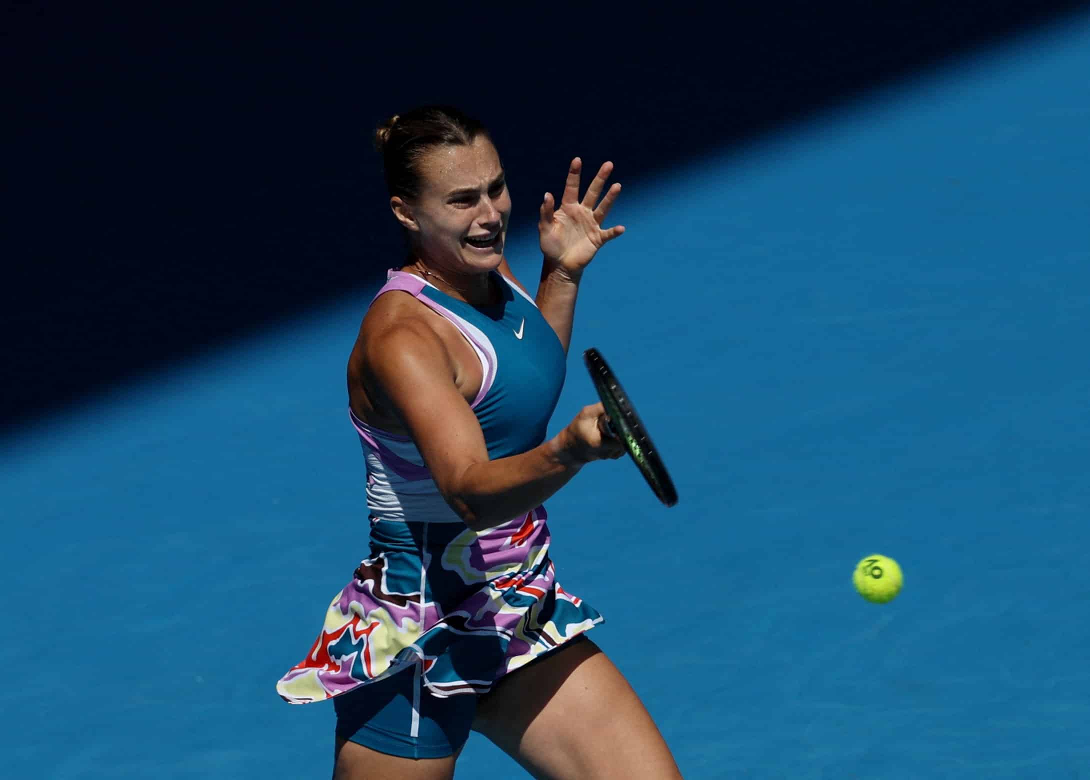 image Sabalenka powers on, Garcia and teenager Fruhvirtova bow out