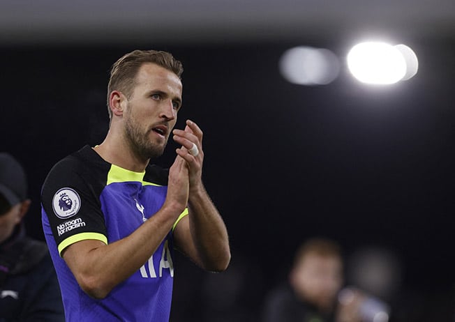 image Kane equals Greaves record to seal Tottenham win