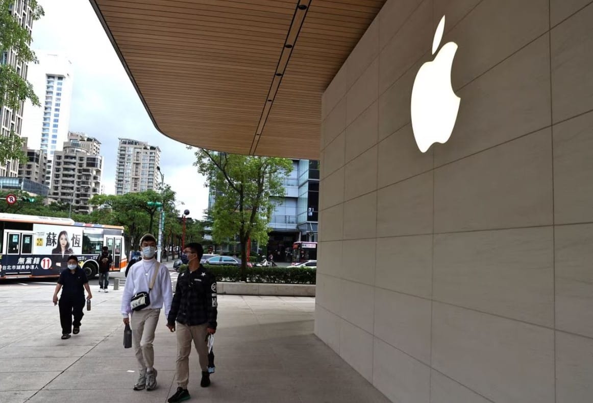 image Spotify joins media firms to urge EU action against Apple&#8217;s &#8216;unfair&#8217; practices