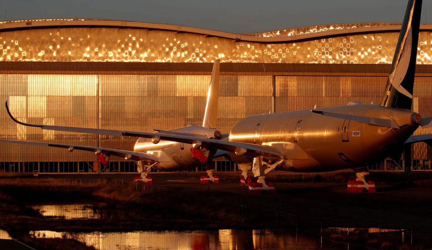 image Airbus and Boeing try to fill giant factories with small jets