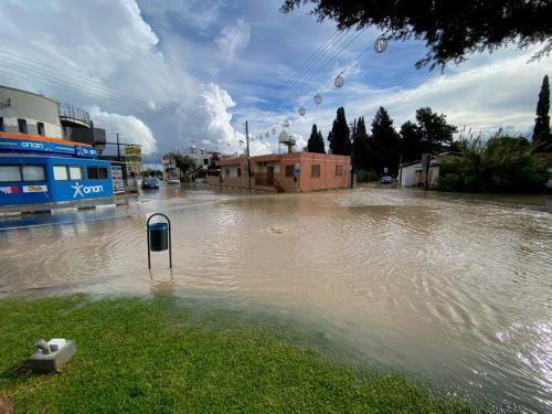 image Houses and roads flooded, civil defence on the ready as yellow weather warning in place (update)
