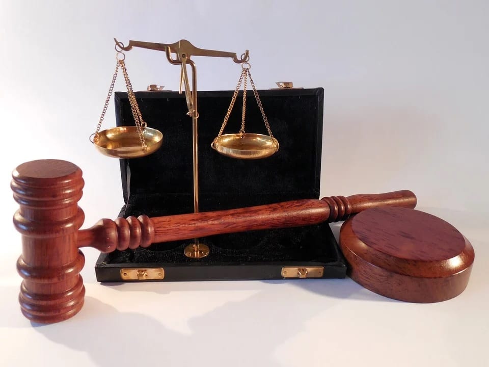 image Providing access to an enclosed property