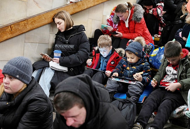 image Russia launches rush hour missile attacks on Ukraine (wrapup)