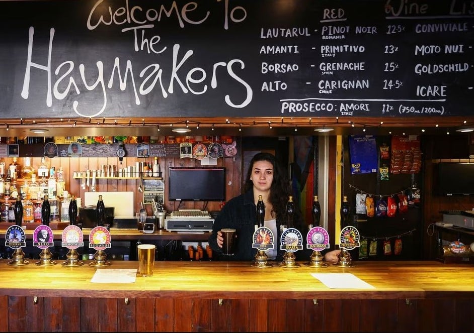 image UK basic pay speeds up but jobs market shows some cooling