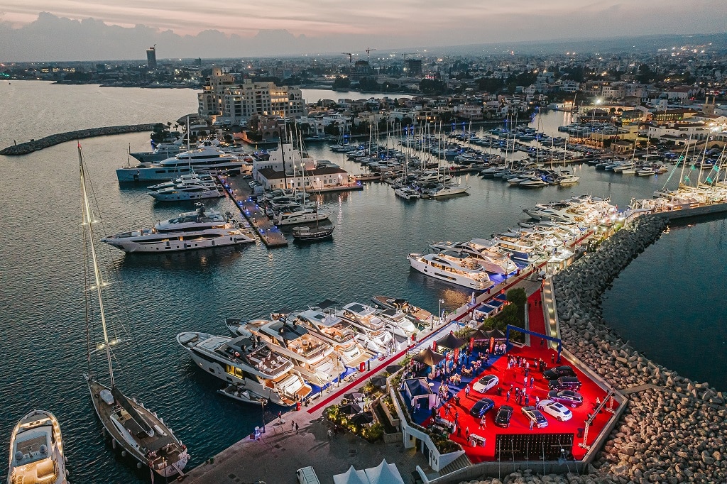 image Cyprus Business Now: airport plan reaction, Limassol businesses, leading index