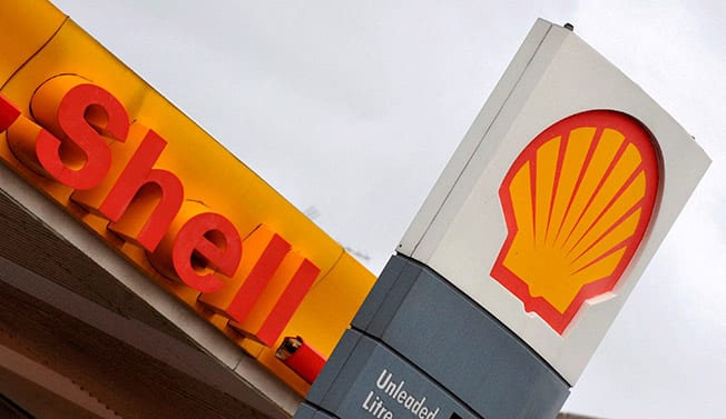 image Shell makes record $40bn profit in tumultuous 2022