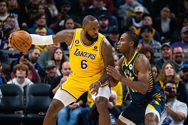 image LeBron&#8217;s record chase the hottest ticket in Hollywood