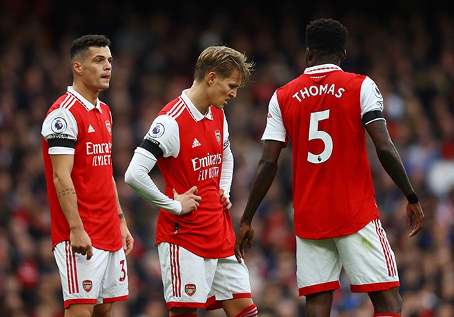 image Arsenal and Chelsea frustrated, Spurs thrashed