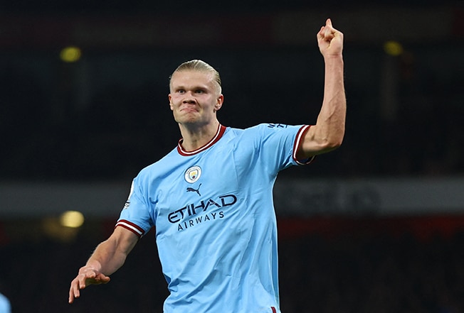 image Ruthless Man City hit top with 3-1 win at Arsenal