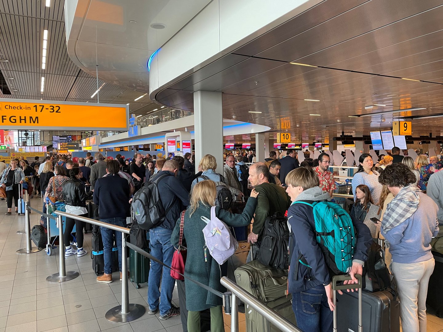 image Airports see smoother summer travel than 2022 but brace for headaches