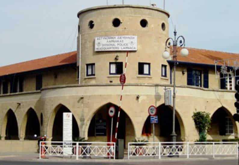 image Failed attempt to smuggle drugs into Larnaca police station