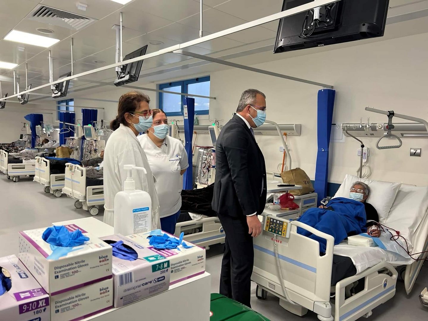 image Outgoing health minister pushing for better ambulance service