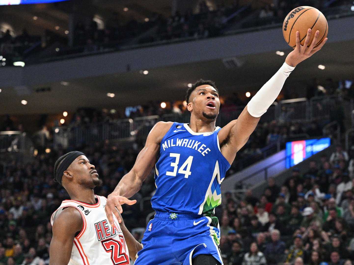 image Bucks get triple-double from Giannis, topple Heat